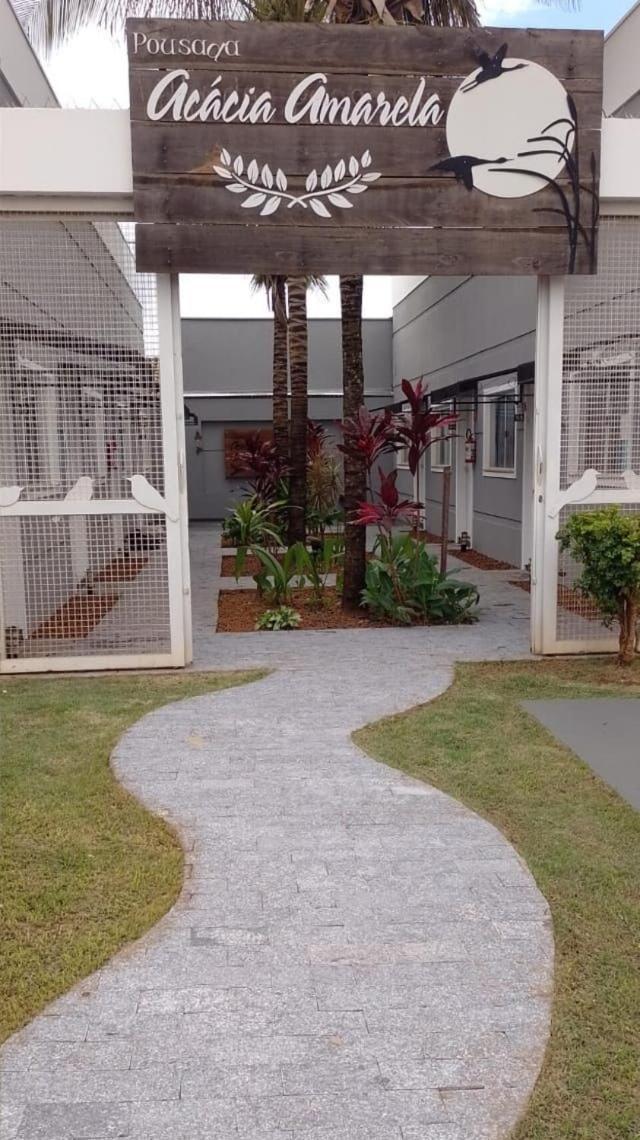 Pousada Acácia Amarela Olímpia Exterior foto
